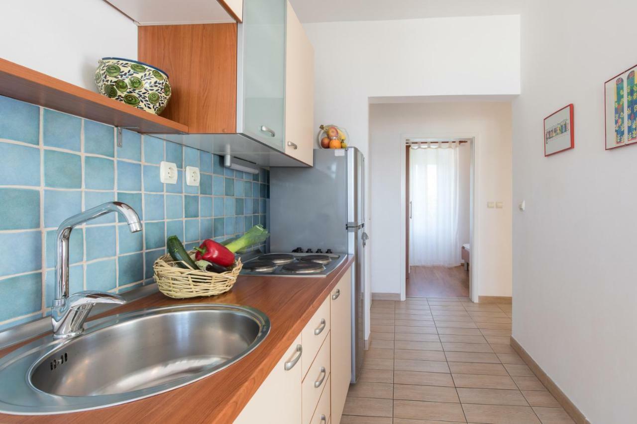 Apartments Ivona Malinska Esterno foto